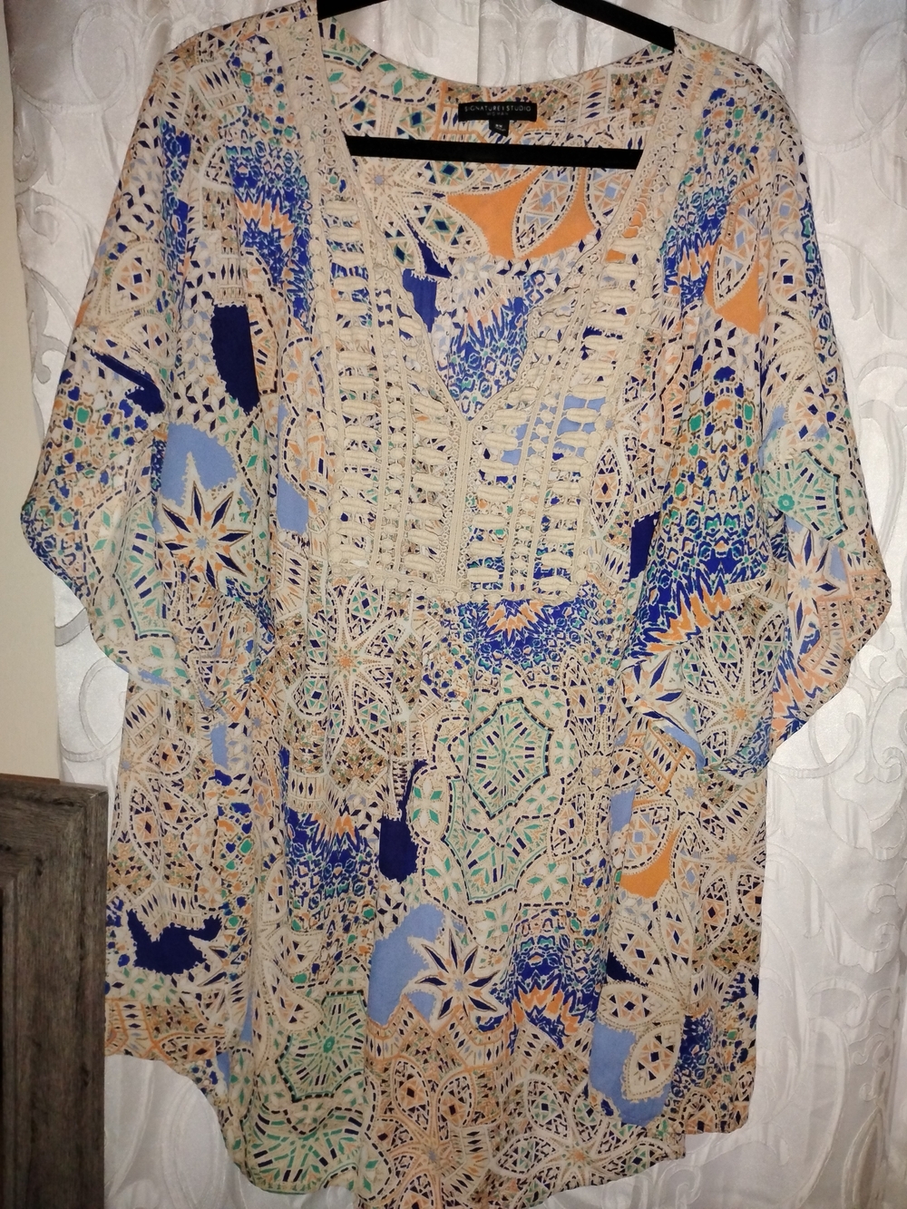Signature Studio Crochet-Trim Printed Tunic in Blue, Beige & Mint
